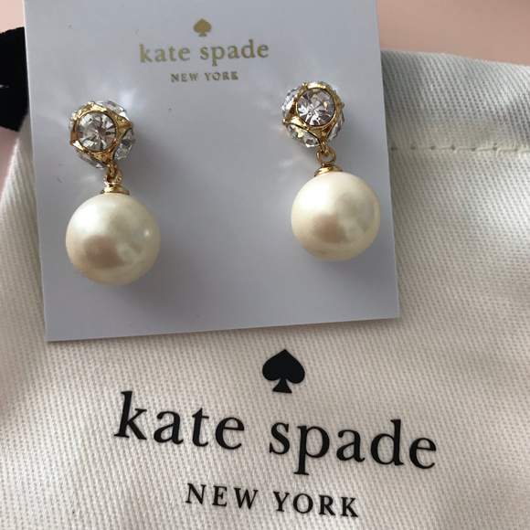 Lady Marmalade Pearl Drop Earrings - Picture 1 of 2